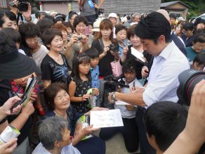 小泉孝太郎、「純一郎とは関係ない」合コンで嘘ついた過去を告白