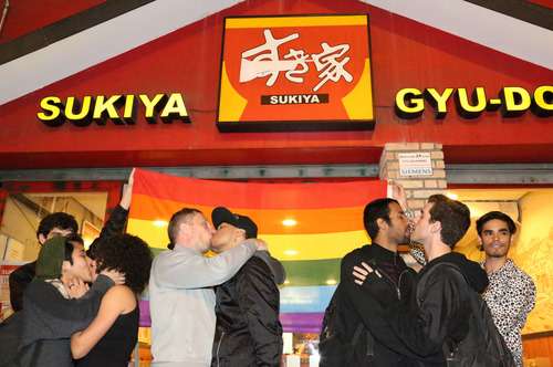 ロシアでトランスジェンダーの女性が仕事を解雇され自殺 解雇の理由は「同性愛プロパガンダ」禁止法 NAVER まとめ