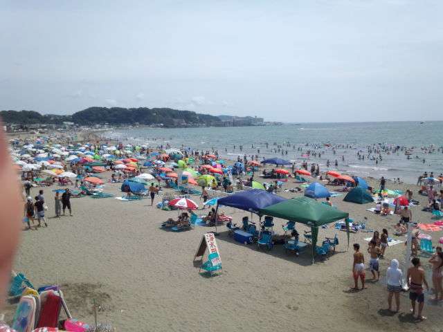 利用客激減…湘南ビーチの規制強化「浜辺で酒も飲めない音楽も聞けない。こんなビーチに誰が来ますか？」