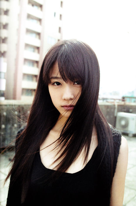 バラエティ番組のMCにも進出する有村架純、有田哲平をメロメロにするその魅力とは