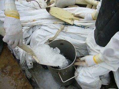 東電・福島第一原発 222トン氷投入するも凍らず→“切り札”ドライアイス投入したら「詰まった」