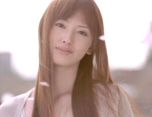 美容整形でなりたい芸能人1位は?