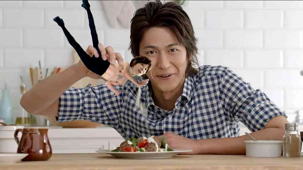 川越達也シェフがハンバーガーにナポリタンを挟む新発想のバーガーをプロデュース！