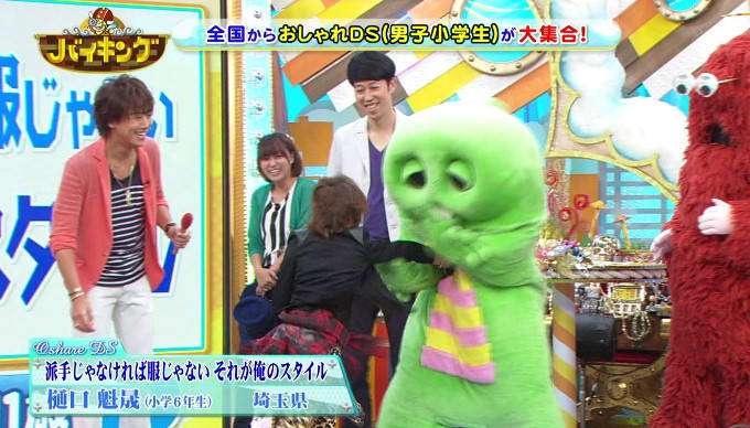 【悲報】生放送でガチャピンが小学生にボコボコに殴られる