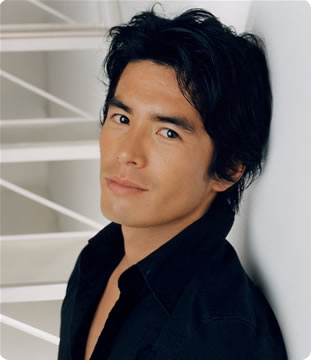 伊藤英明、ゴッドタン「キス我慢選手権」映画化第2弾に参戦！「劇団ひとりを超えられない」