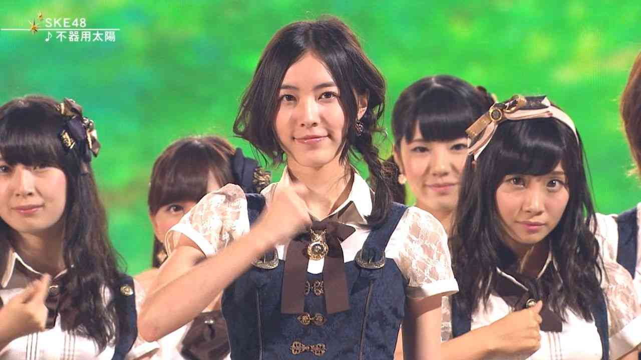SKE48松井珠理奈が水着ではしゃぐ姿が可愛すぎると話題に