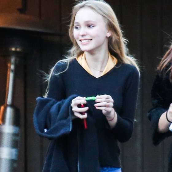 ジョニー・デップの娘、リリー・ローズ(15歳)が映画デビュー！
