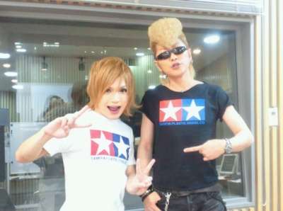 ゴールデンボンバー鬼龍院翔 “氷水”に「違和感」