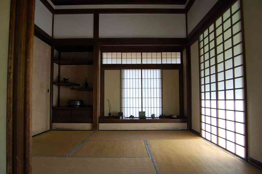 古い建物好きな人～