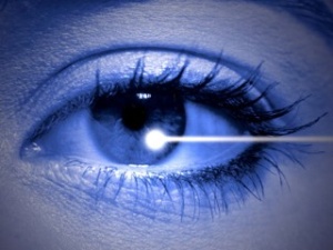 消費者庁「レーシック手術4割に不具合」の発表に専門医組織が遺憾表明「根拠は不明瞭」