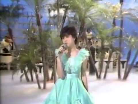 松田聖子　小麦色のマーメイド - YouTube