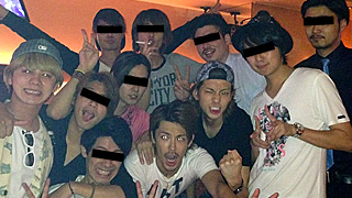 《デジタル特典写真》三浦翔平「バースデーナイトのご乱行パーティー写真4枚」:週刊文春デジタル:週刊文春デジタル(週刊文春デジタル) - ニコニコチャンネル:社会・言論