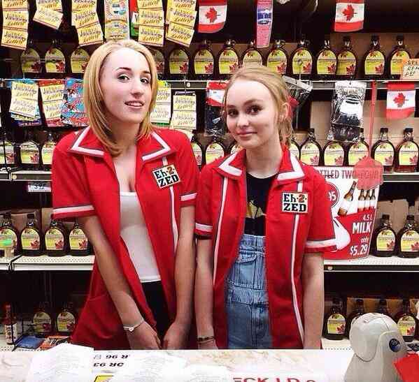 ジョニー・デップの娘、リリー・ローズ(15歳)が映画デビュー！