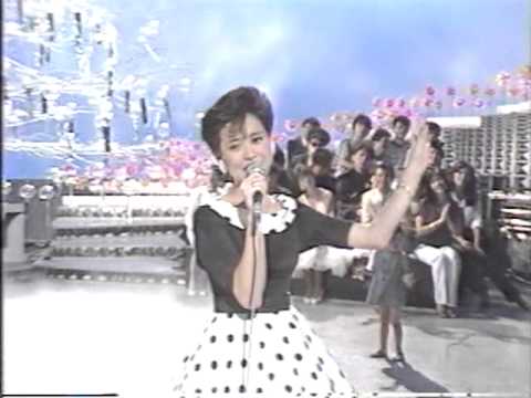 松田聖子　硝子のプリズム　 - YouTube