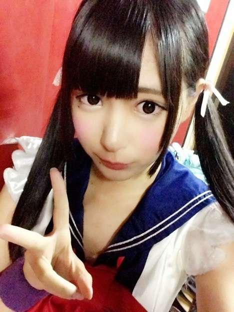 地下アイドルがファンと交際し解雇→運営が交際ファンの実名を公表！