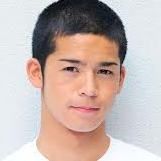 【テラスハウス】非モテの俳優志望・菅谷哲也(19)がスケボーの達人だった件【動画あり】 - NAVER まとめ