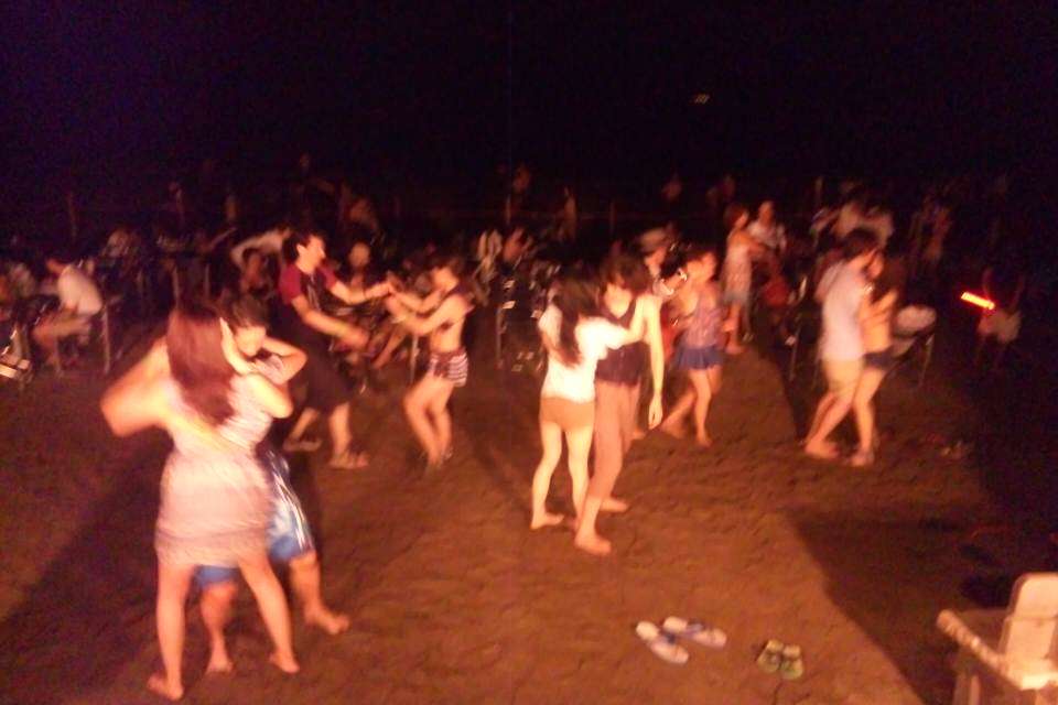 利用客激減…湘南ビーチの規制強化「浜辺で酒も飲めない音楽も聞けない。こんなビーチに誰が来ますか？」