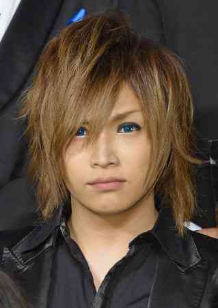 ゴールデンボンバー鬼龍院翔 “氷水”に「違和感」