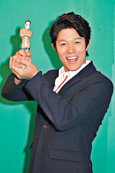 芸能人を褒めちぎるトピ