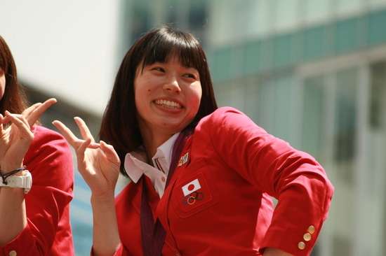 女子バレーボール選手、新鍋理沙さんのJK時代と現在のギャップがすごい！