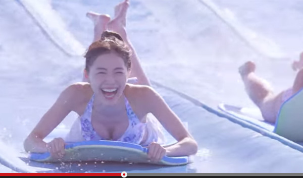 SKE48松井珠理奈が水着ではしゃぐ姿が可愛すぎると話題に