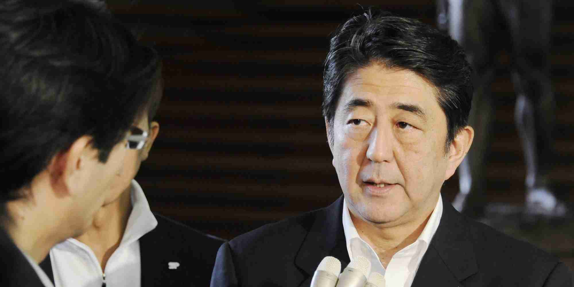 安倍首相、広島土砂災害の報告後も1時間ゴルフ　対応後は官邸から別荘に戻る