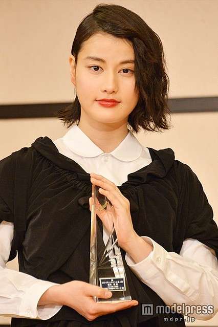 橋本愛18歳で「激変」