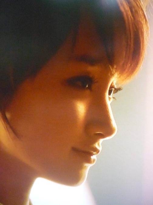 凹凸のない顔立ちの方居ますか？