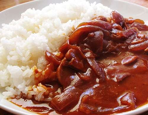 ネットで「カレーにナスを入れるな」とブチギレ！ナス入れる派と対立