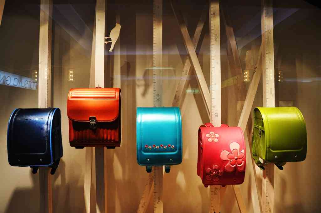 ランドセル、外国人観光客の人気沸騰…ハリウッド女優もご用達