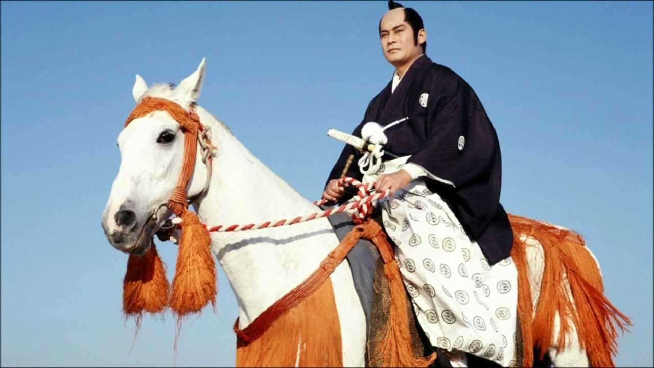 顔がどストライクの男性芸能人は誰ですか？
