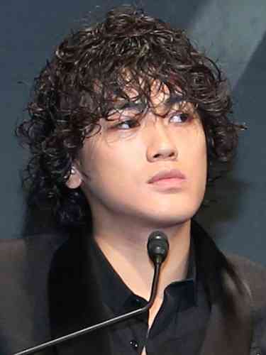 顔がどストライクの男性芸能人は誰ですか？