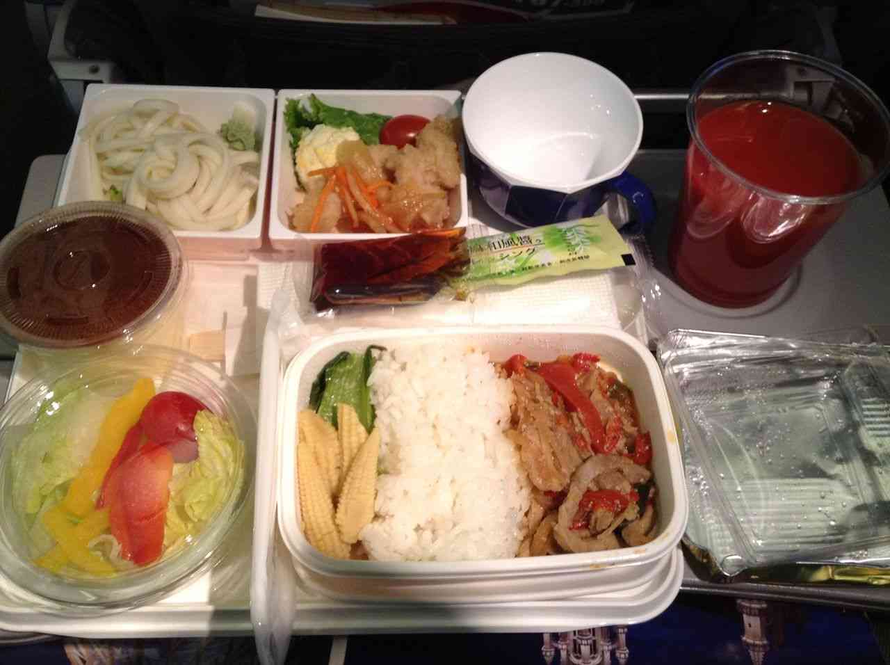 世界の機内食:D