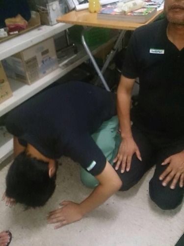 尼崎のファミマのコンビニ土下座の件だけどさ