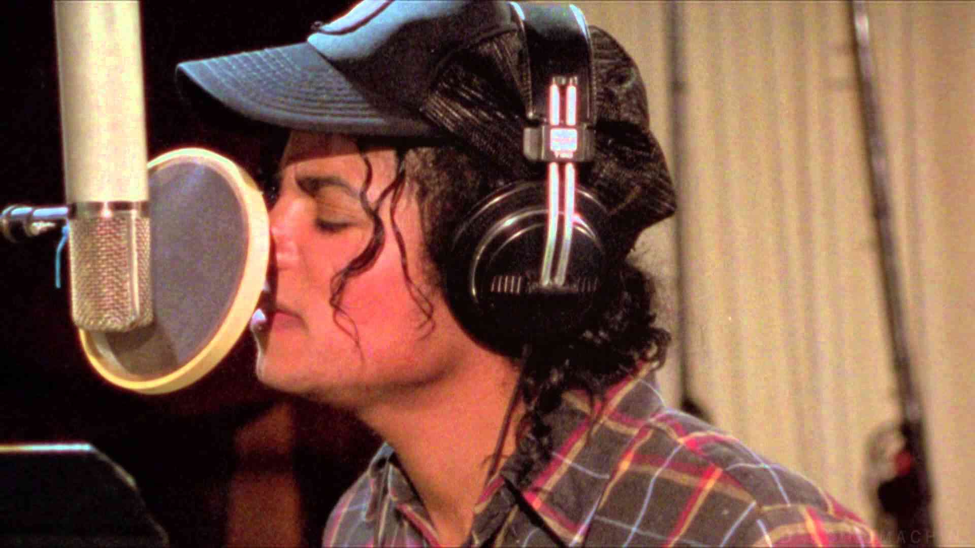 LOVING YOU - MICHAEL JACKSON (MUSIC VIDEO) - YouTube