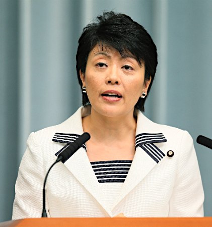 中村うさぎ、安倍内閣“女性活躍相”に新設に噛み付く「女をナメている」