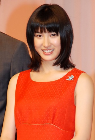 朝ドラヒロイン・土屋太鳳、役作りで髪バッサリ！「しっかり修業します」   ニュース-ORICON STYLE-