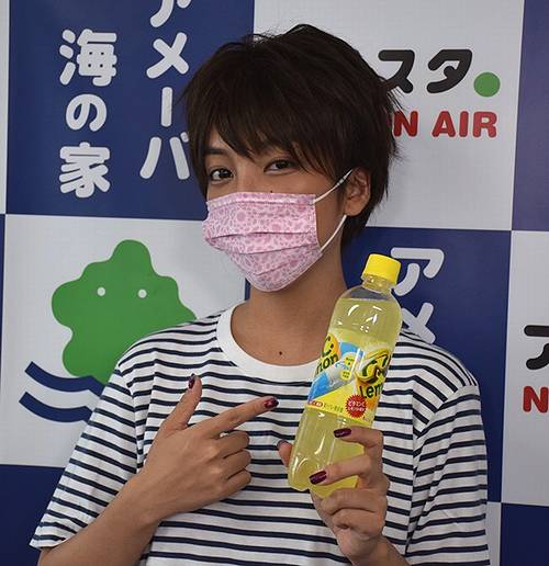 激似!ざわちんが小池徹平に…「そっくりすぎてやばい」の声
