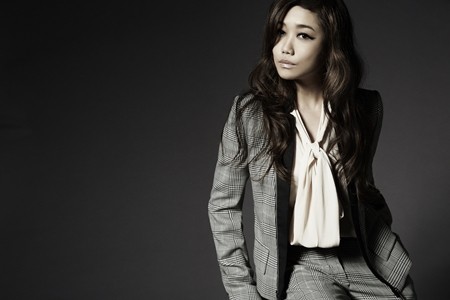 広末涼子、JUJU新曲CMで12年ぶり歌声披露!「緊張感とプレッシャーあった」 | マイナビニュース