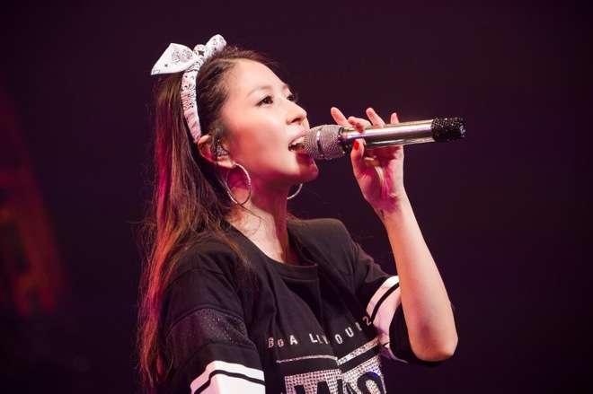 BoA、約4年半ぶりのツアー開幕！3000人の「BoA！」コール