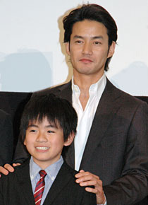 竹野内豊、“女子会”が苦手「会話についていけない」