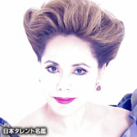 正統派の美人女優。