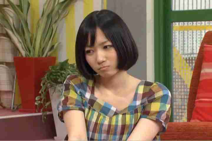 芸能人のチャームポイントを挙げるトピ