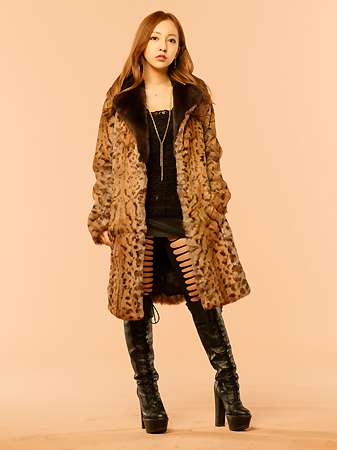 正統派の美人女優。