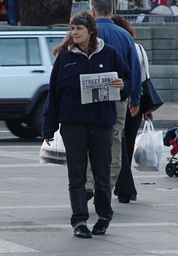 ストリート新聞 - Wikipedia