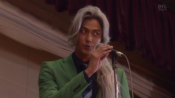 ドラマ『地獄先生ぬ～べ～』で玉藻役の速水もこみちが高い位置からのオリーブオイルを魅せるｗｗｗ