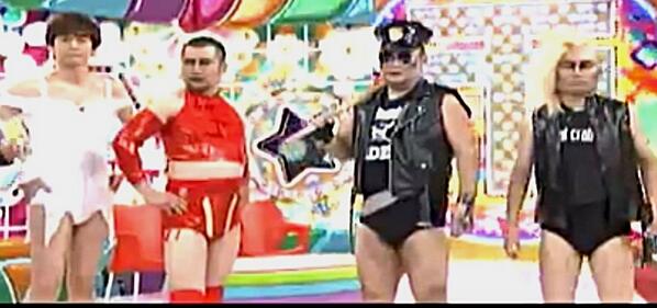 「プロレス女子」が急増、入門書や「女子会」…会場ではイケメンレスラーに熱烈声援