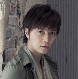 黒髪が似合う芸能人の画像を集めるトピ