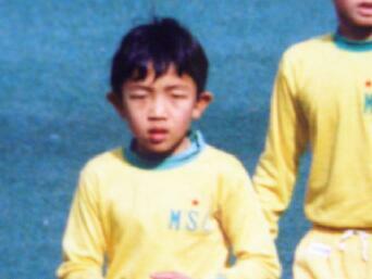 芸能人の幼少期を載せていくトピック