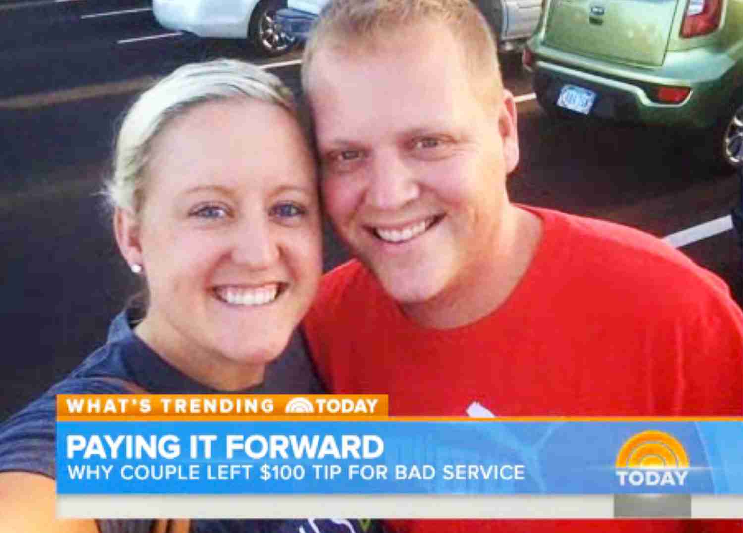 Couple Leaves Waiter a 0 Tip for Bad Service: Facebook Message - Us Weekly